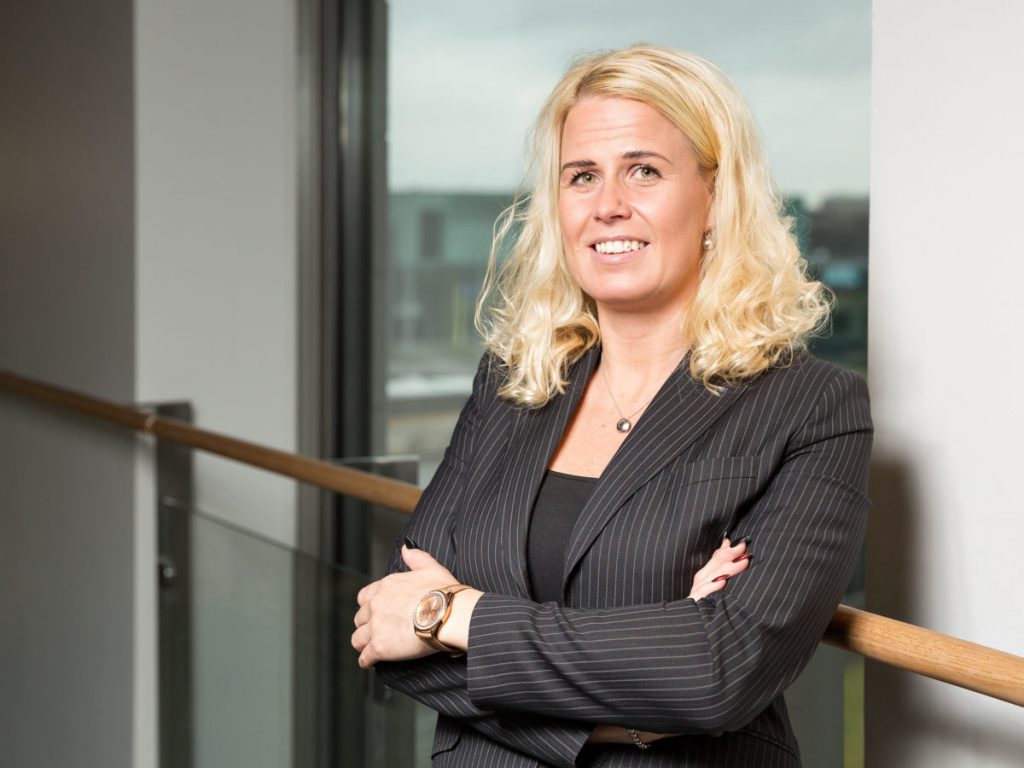 24285564032_7f48581b89_k-1200x900