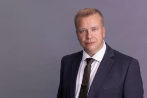 :UUDENMAAN DROONIUHKA: Keskustan Antti Kaikkonen: Vauhtia viranomaistiedotukseen!